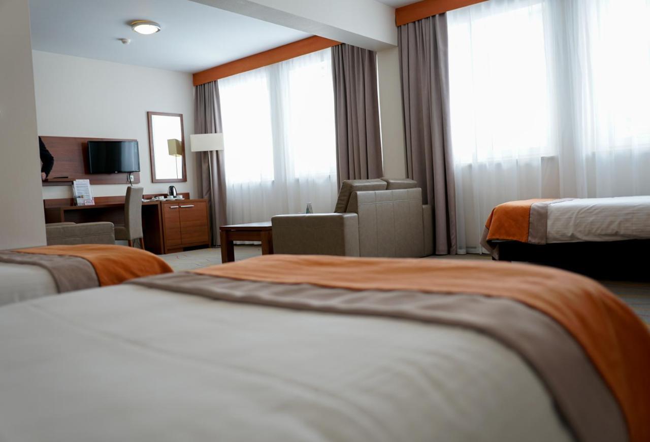 Hotel Olivia Medical Spa Skomielna Czarna المظهر الخارجي الصورة