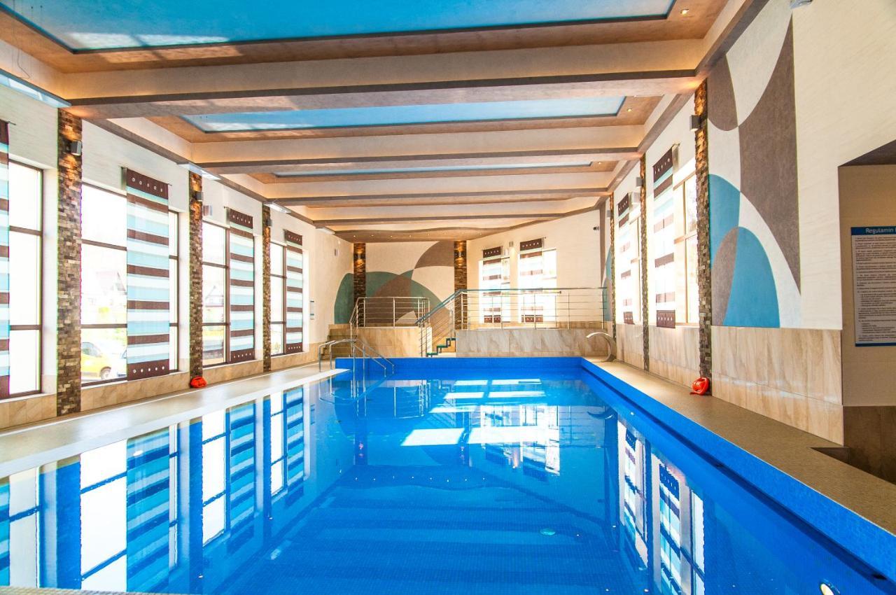 Hotel Olivia Medical Spa Skomielna Czarna المظهر الخارجي الصورة
